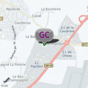 Parking en face le centre routier