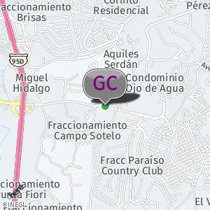 Terreno junto al Oxxo
