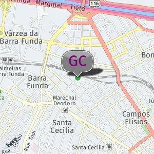 Próximo a Linha do Trem