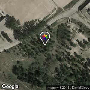 Parque de al lado campos futbol de tierra