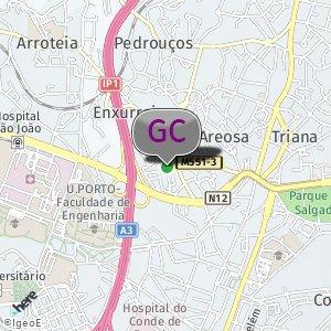 Parque de Estacionamento em Zona Residencial