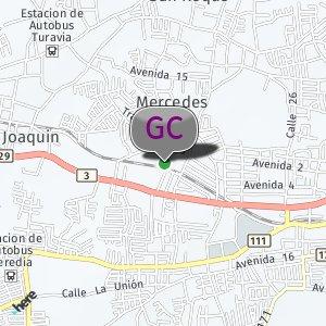 Lote baldío junto a la línea del tren