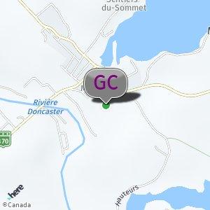 Blowjob sur bord de la rivière