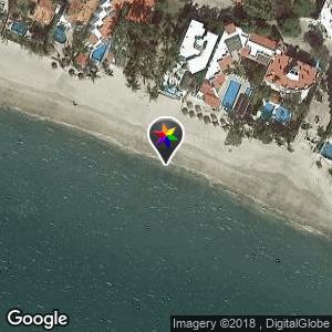 Playa entre el centro y Corita Hotel