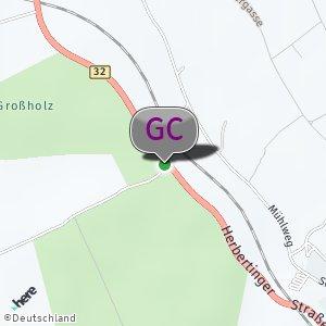 Waldgebiet / Parkplatz B32