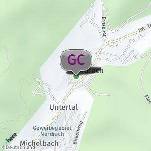 Kleine Klappe beim grossen Parkplatz zum