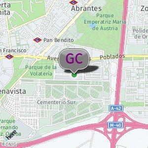 Avenida de los Poblados al lado del cementerio