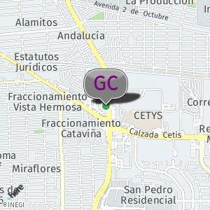 Baños del Family Fitness