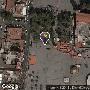 Baños junto al Reloj Bicentenario