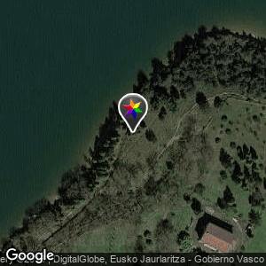 Orilla Embalse Urrunaga