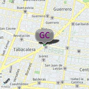 Fuera de estación Metro Hidalgo