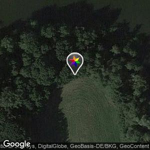 Kleine bank am see