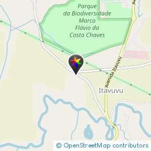 Área verde no meio da cana