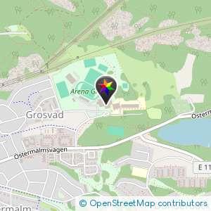 Actic omklädnigsrum/skogen bakom området