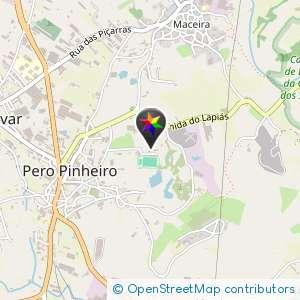 Estacionamento/Mato junto ao pego