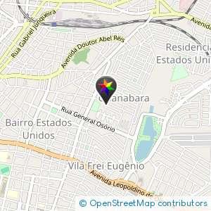 Rua escura e pouco movimentada