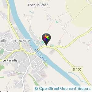 Parking a cotes du stade de foot