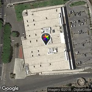 Area di parcheggio Supermarket Iperfamila