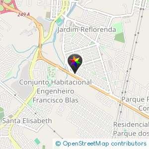 Trilha do lado do estacionamento da escola Sophia
