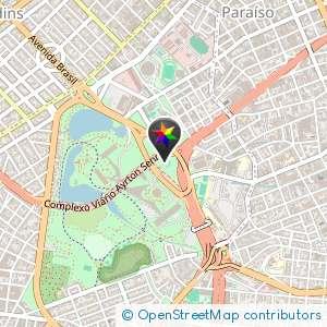 Praça ao lado do obelisco [PARQUE IBIRAPUERA ]