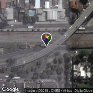 Buraco embaixo do Viaduto de Bangu
