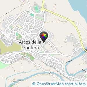 Atrás del cementerio