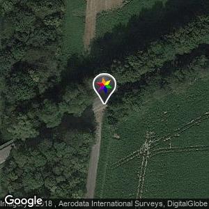 Ferme smette et petite route qui descend