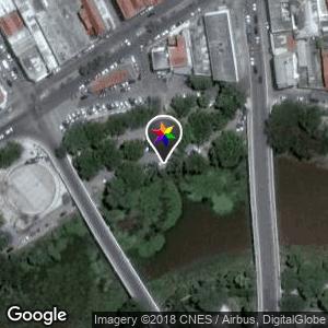 Estacionamento entre as pontes