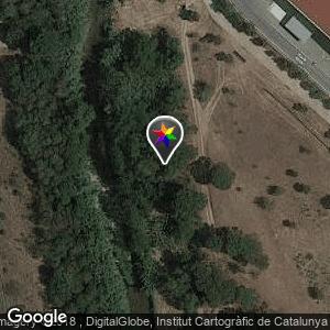 Zona verde al lado del Mercadona