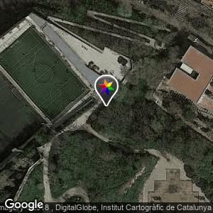 Detrás del campo de fútbol de Poble Sec