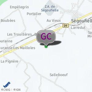 Derrière le Parking du Leader Price